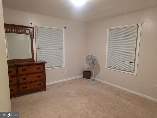 44 PEACOCK LN, Willingboro, NJ 08046