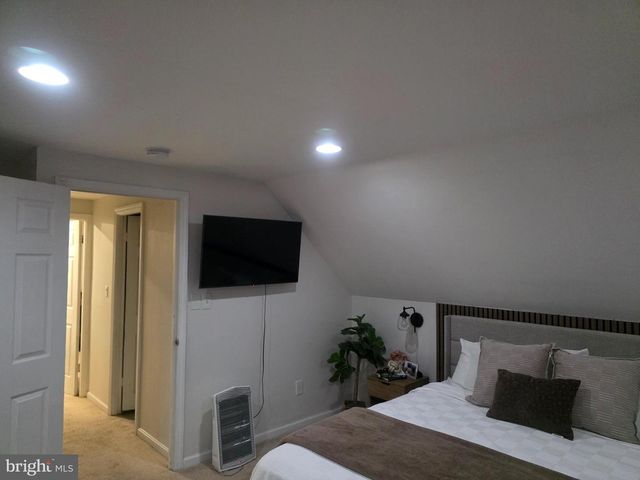 44 PEACOCK LN, Willingboro, NJ 08046