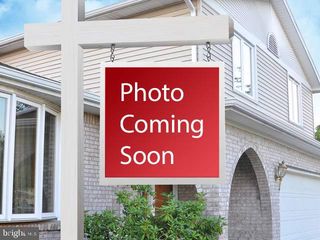 305 STONEWALL DR, Fredericksburg, VA 22401