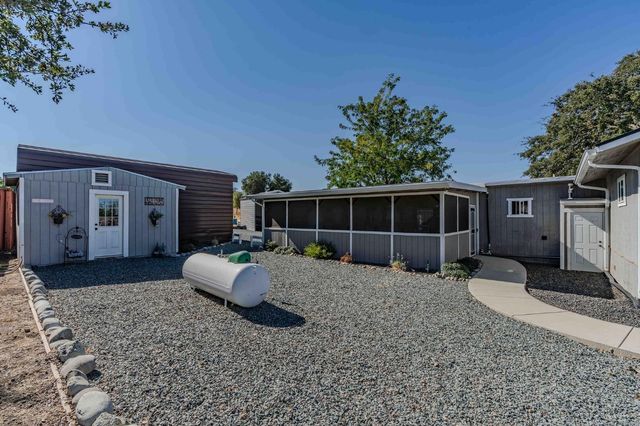 3585 Burson Rd, Burson, CA 95225