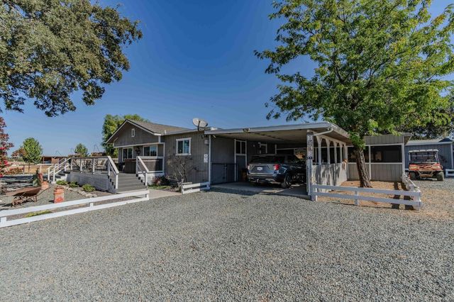 3585 Burson Rd, Burson, CA 95225