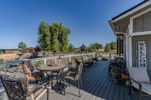 3585 Burson Rd, Burson, CA 95225