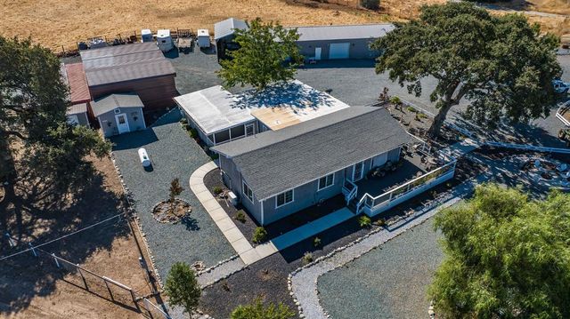 3585 Burson Rd, Burson, CA 95225
