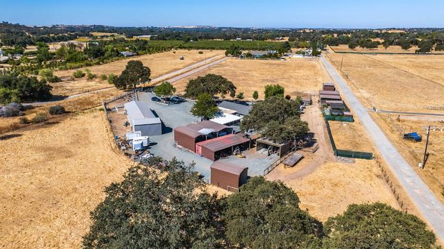 3585 Burson Rd, Burson, CA 95225