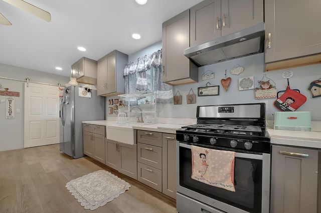 3585 Burson Rd, Burson, CA 95225