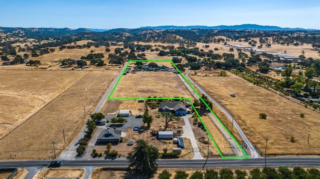 3585 Burson Rd, Burson, CA 95225