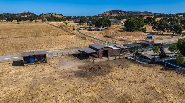 3585 Burson Rd, Burson, CA 95225