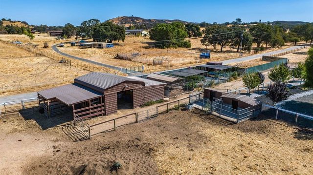 3585 Burson Rd, Burson, CA 95225