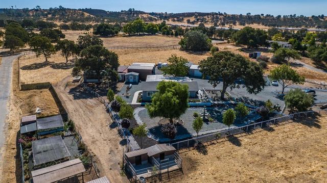 3585 Burson Rd, Burson, CA 95225