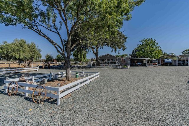 3585 Burson Rd, Burson, CA 95225