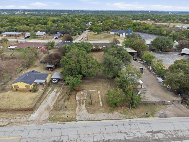 1506 W Bankhead Highway, Weatherford, TX 76086