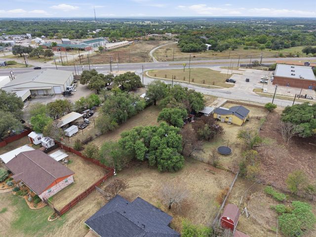1506 W Bankhead Highway, Weatherford, TX 76086
