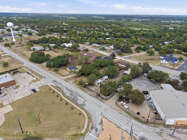 1506 W Bankhead Highway, Weatherford, TX 76086