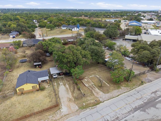1506 W Bankhead Highway, Weatherford, TX 76086
