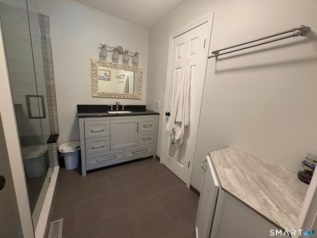 602 Longfellow Drive 602, Branford, CT 06405