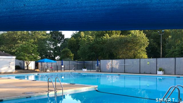 602 Longfellow Drive 602, Branford, CT 06405