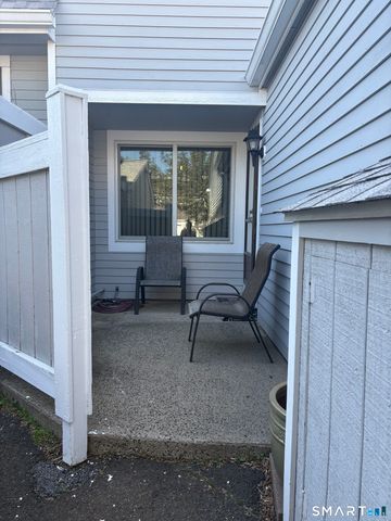602 Longfellow Drive 602, Branford, CT 06405