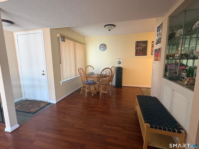 602 Longfellow Drive 602, Branford, CT 06405