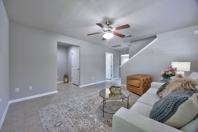 444 S Brook DR, Leander, TX 78641