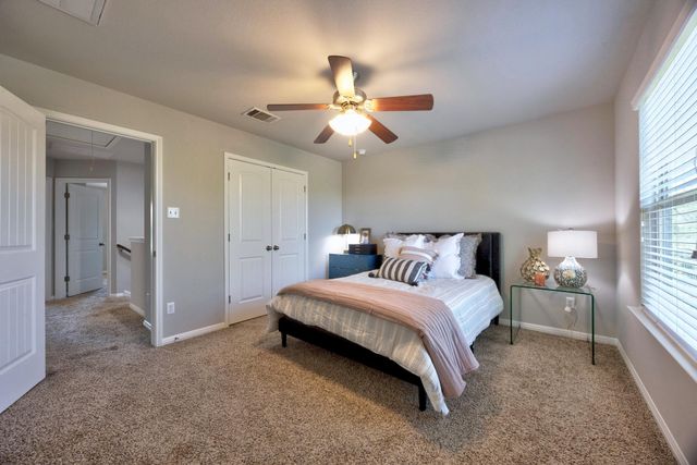 444 S Brook DR, Leander, TX 78641