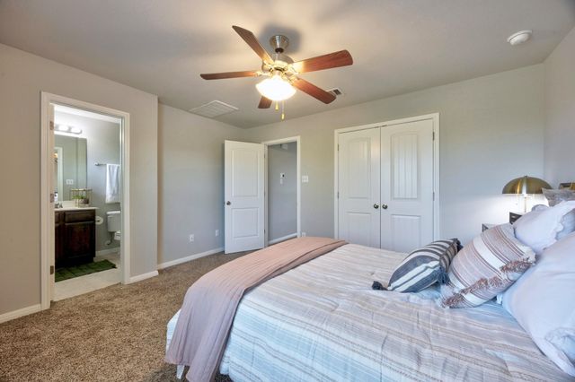 444 S Brook DR, Leander, TX 78641