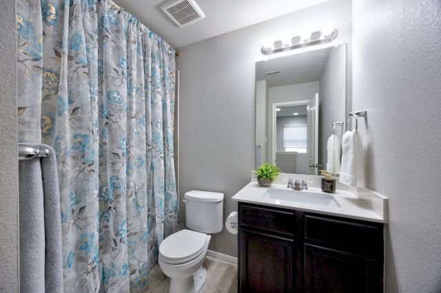 444 S Brook DR, Leander, TX 78641