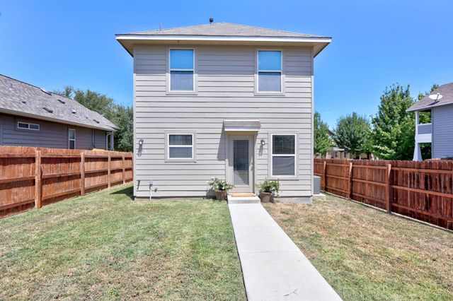 444 S Brook DR, Leander, TX 78641