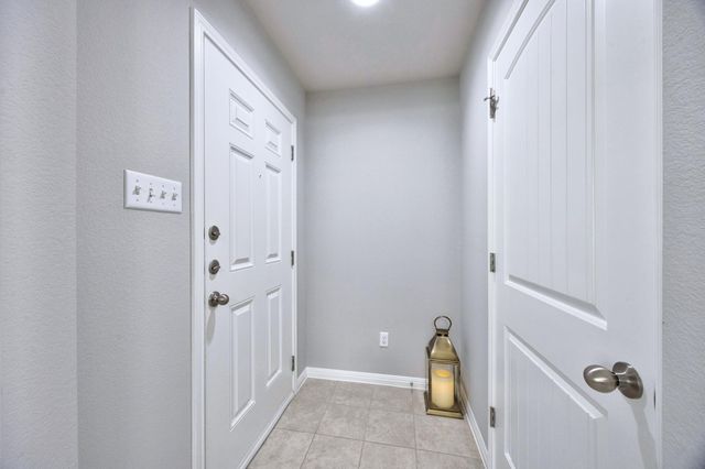 444 S Brook DR, Leander, TX 78641