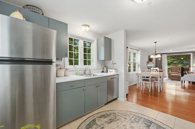 35 Santuit Pond Way 4A, Mashpee, MA 02649