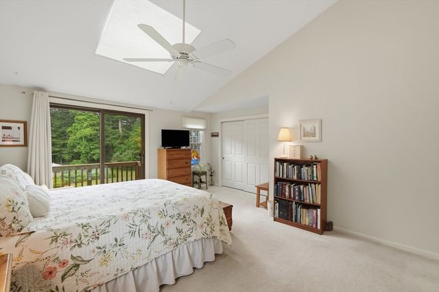 35 Santuit Pond Way 4A, Mashpee, MA 02649