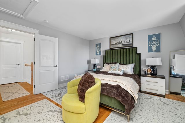 19 Thermos Avenue 7, Norwich, CT 06360