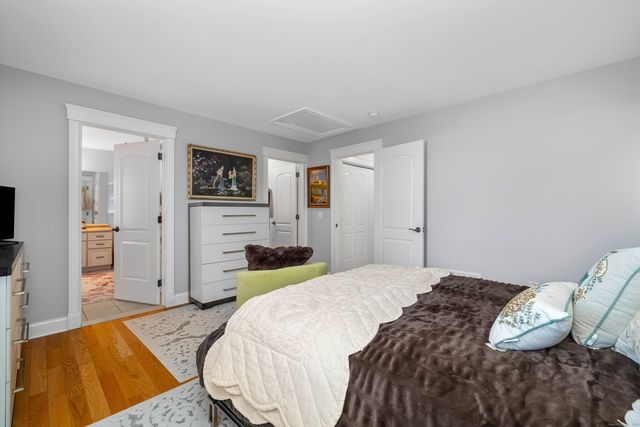 19 Thermos Avenue 7, Norwich, CT 06360