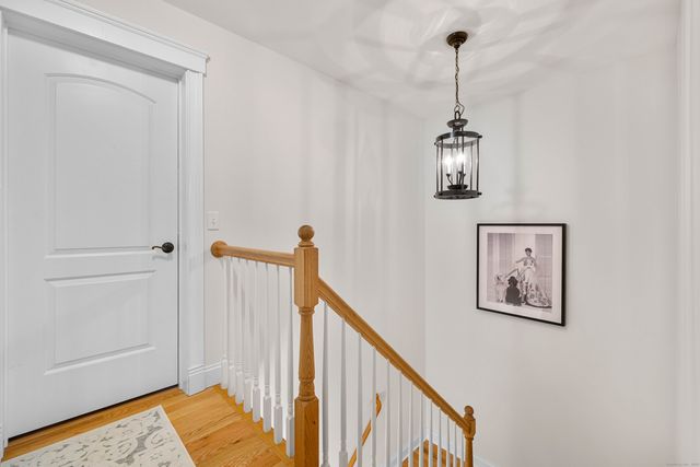 19 Thermos Avenue 7, Norwich, CT 06360