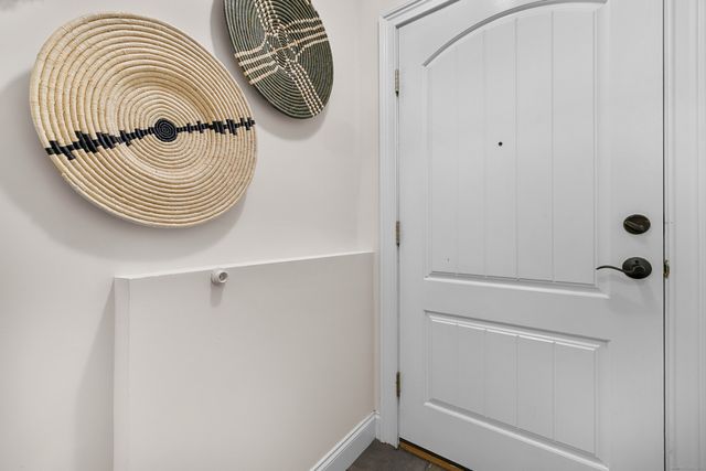 19 Thermos Avenue 7, Norwich, CT 06360