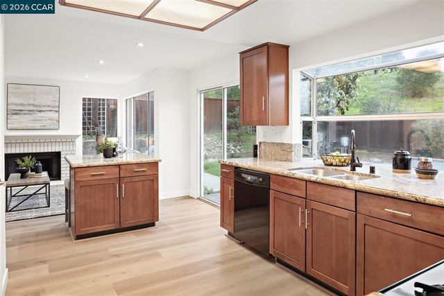 5104 5104 Carriage Way, Antioch, CA 94531