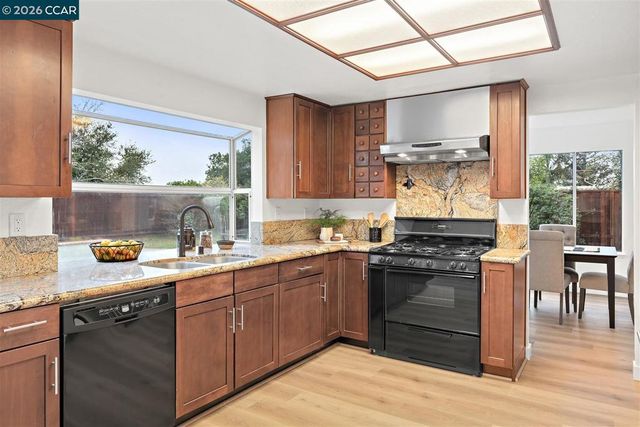 5104 5104 Carriage Way, Antioch, CA 94531