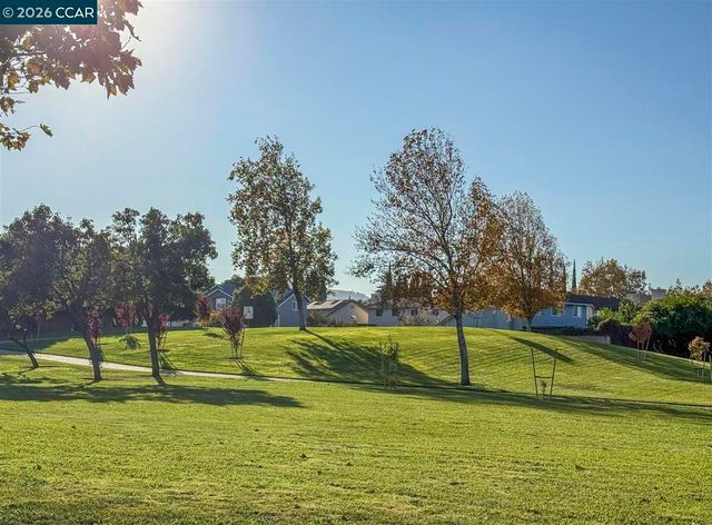 5104 5104 Carriage Way, Antioch, CA 94531