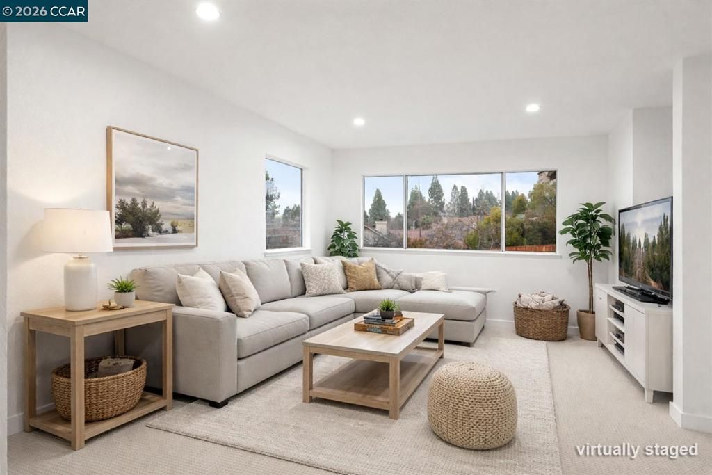 Image 26 of property listing at 5104 5104 Carriage Way, Antioch, CA 94531