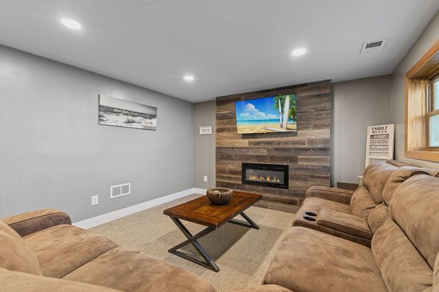 7310 Inman Avenue S, Cottage Grove, MN 55016
