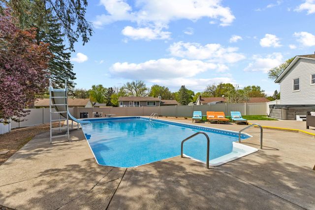 7310 Inman Avenue S, Cottage Grove, MN 55016