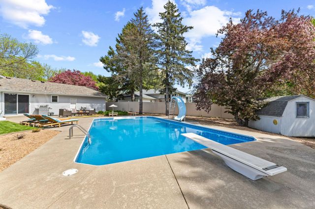 7310 Inman Avenue S, Cottage Grove, MN 55016