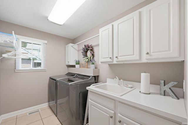 5003 N Eagle Branch Drive, Muncie, IN 47304