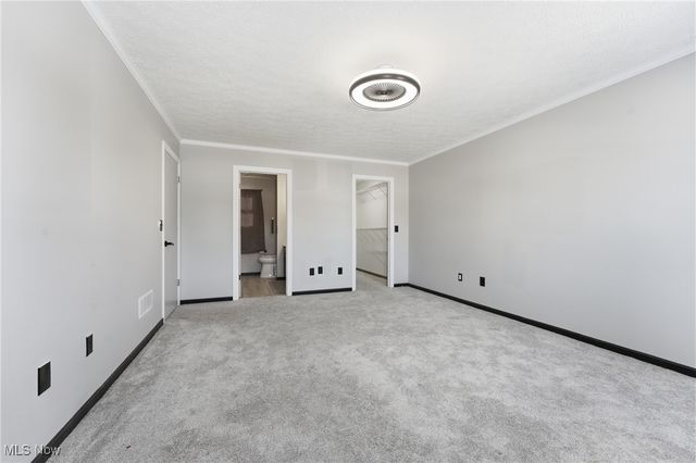 1516 Wisteria Avenue SW, Hartville, OH 44632