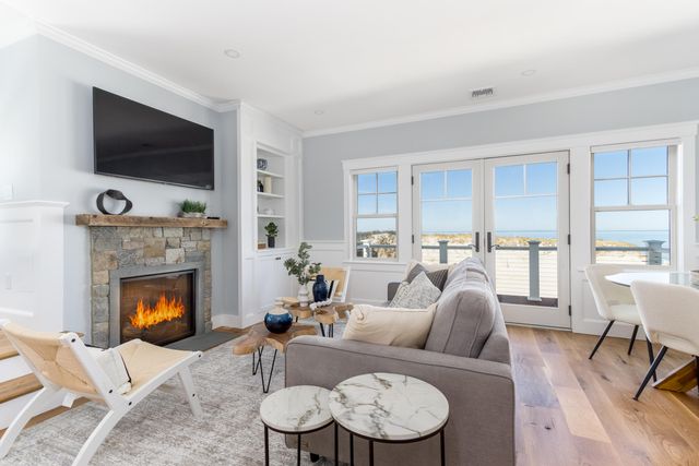 7 Collins Avenue, Dennis, MA 02638