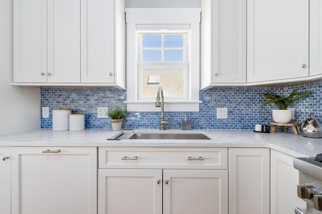 7 Collins Avenue, Dennis, MA 02638