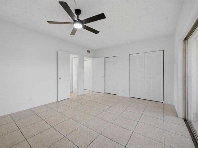 6289 Lear Drive 206, Lake Worth, FL 33462