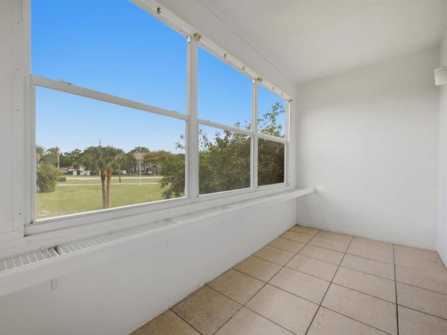 6289 Lear Drive 206, Lake Worth, FL 33462