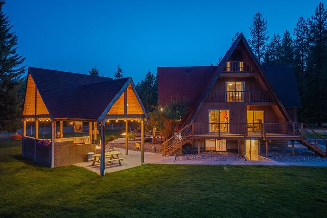 3747 N Deer Lake Rd, Loon Lake, WA 99148 property photo