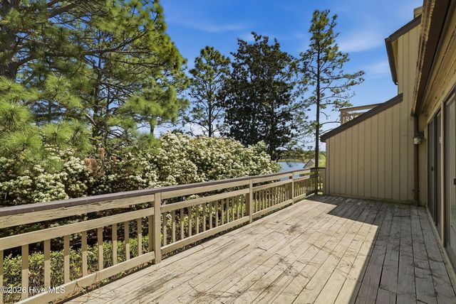30 Lake Pinehurst Villas Road, Pinehurst, NC 28374