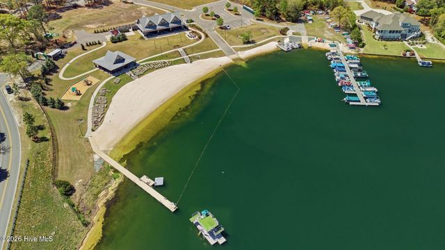 30 Lake Pinehurst Villas Road, Pinehurst, NC 28374